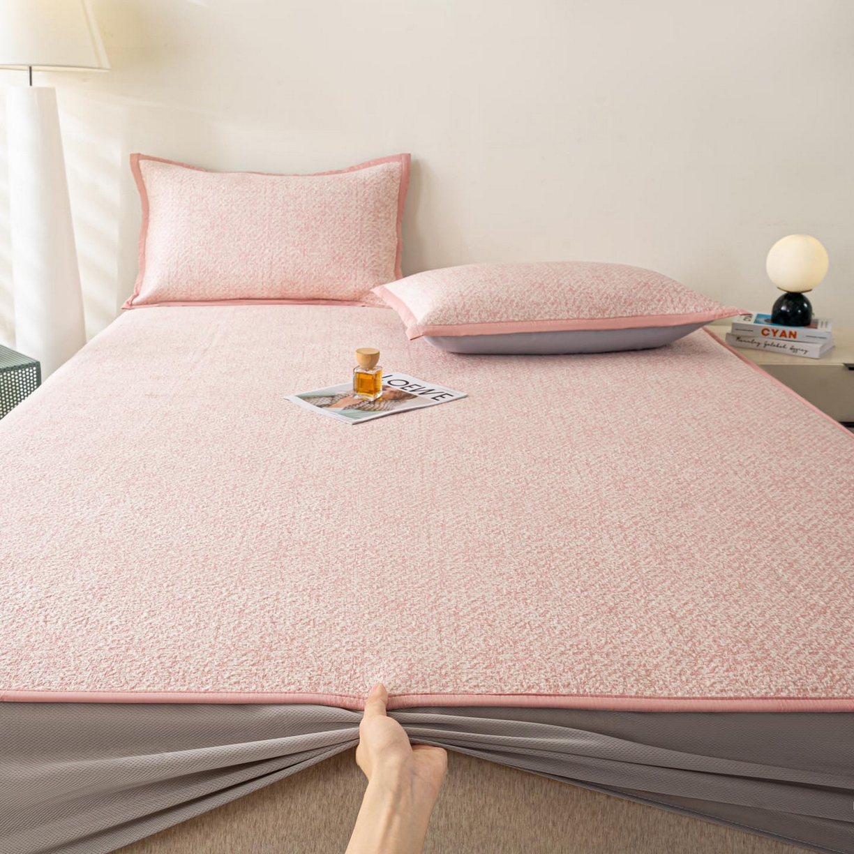 91家纺网 家纺一手货源 找家纺 帅露家纺 2026新款A类PE高分子双泡软凉席席子 床笠款双泡雪花-粉