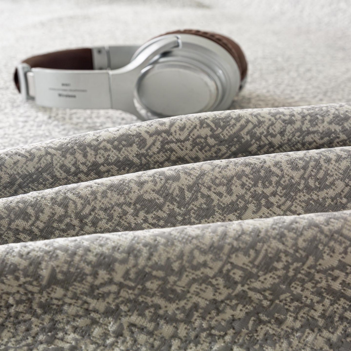 91家纺网 家纺一手货源 找家纺 帅露家纺 2026新款A类PE高分子双泡软凉席席子 床笠款双泡雪花-灰