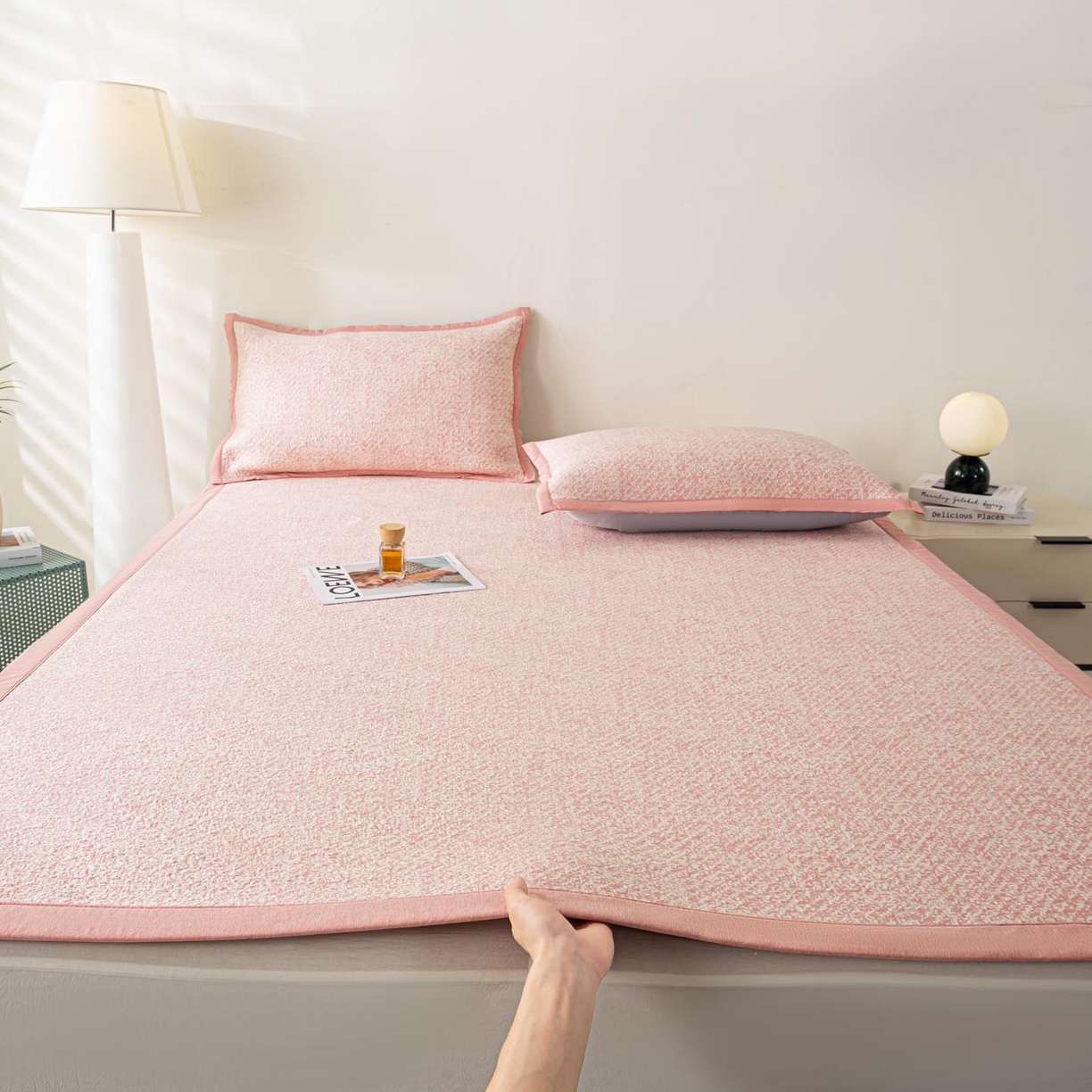 91家纺网 家纺一手货源 找家纺 帅露家纺 2026新款A类PE高分子双泡软凉席席子 床席款双泡雪花-粉