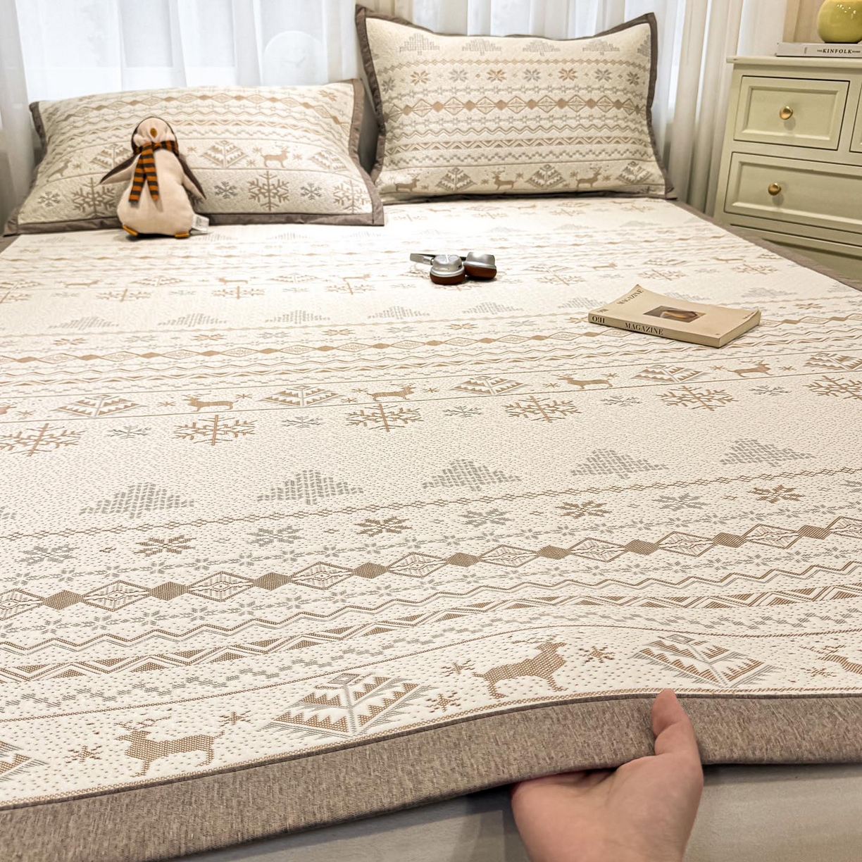 91家纺网 家纺一手货源 找家纺 （总）帅露家纺 2026新款A类PE中分子提花软凉席席子