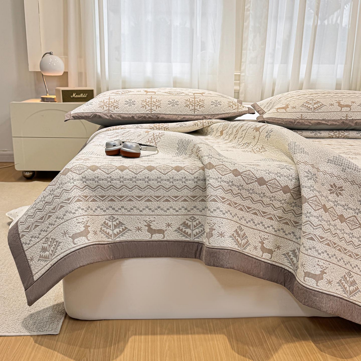 91家纺网 家纺一手货源 找家纺 （总）帅露家纺 2026新款A类PE中分子提花软凉席席子