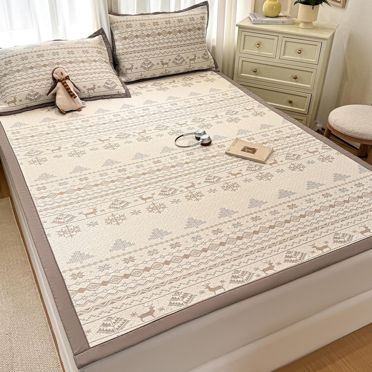 91家纺网 家纺一手货源 找家纺 （总）帅露家纺 2026新款A类PE中分子提花软凉席席子