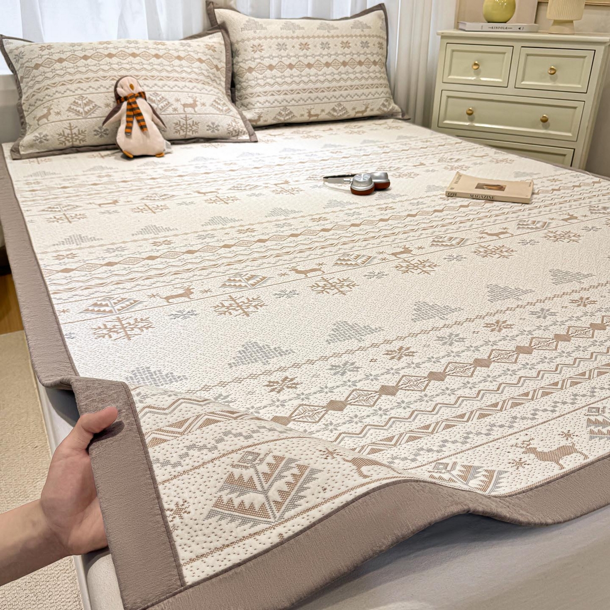 91家纺网 家纺一手货源 找家纺 （总）帅露家纺 2026新款A类PE中分子提花软凉席席子