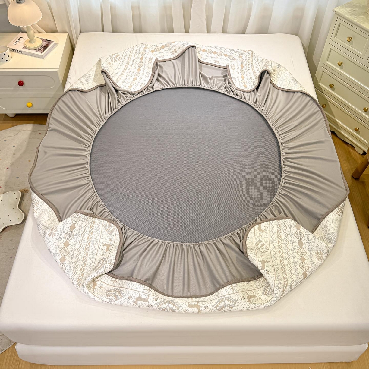 91家纺网 家纺一手货源 找家纺 帅露家纺 2026新款A类PE中分子提花软凉席席子 床笠款-北欧幻境