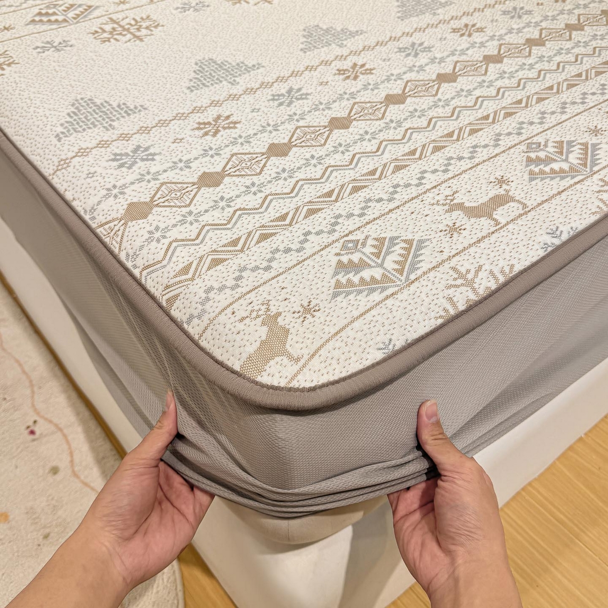 91家纺网 家纺一手货源 找家纺 帅露家纺 2026新款A类PE中分子提花软凉席席子 床笠款-北欧幻境