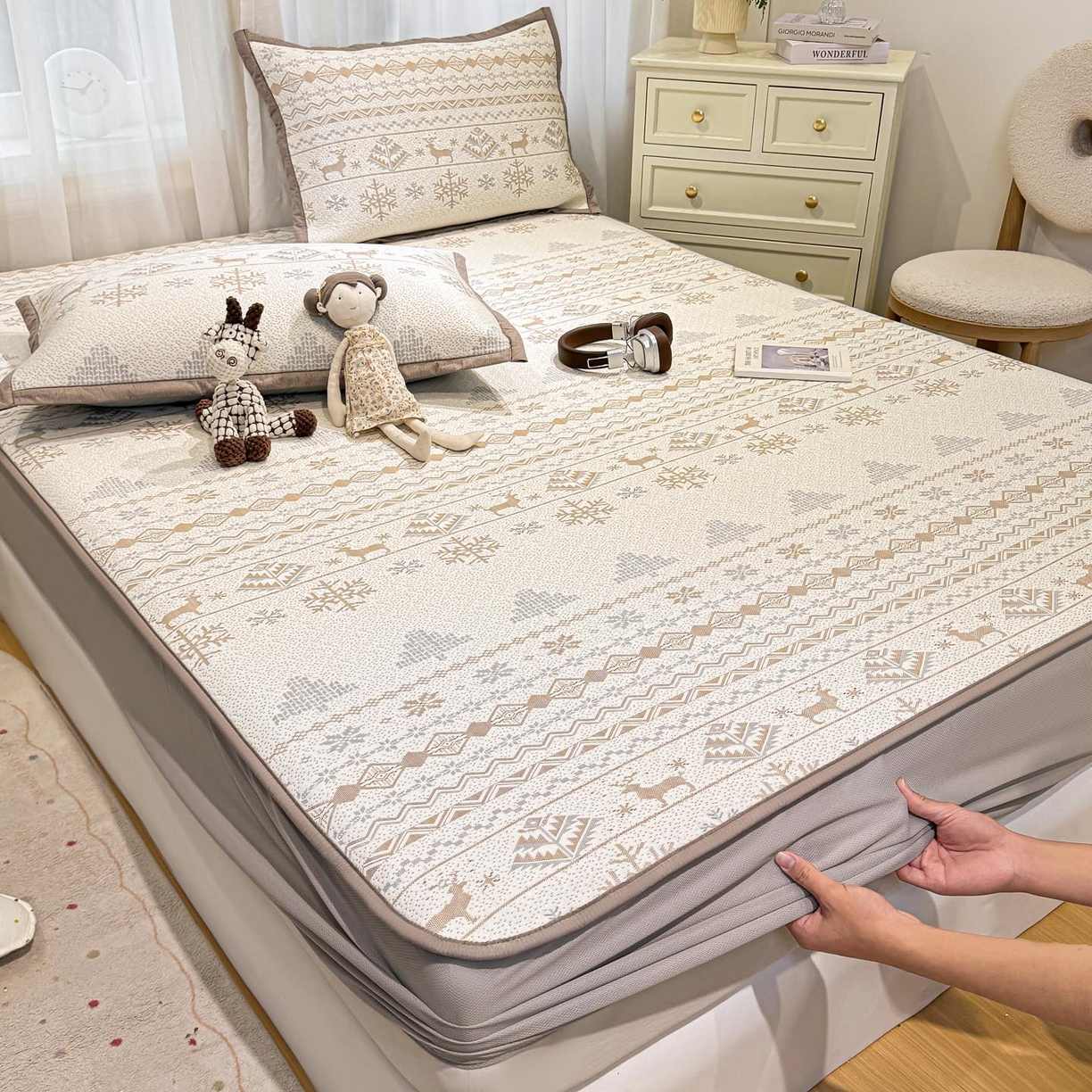 91家纺网 家纺一手货源 找家纺 帅露家纺 2026新款A类PE中分子提花软凉席席子 床笠款-北欧幻境