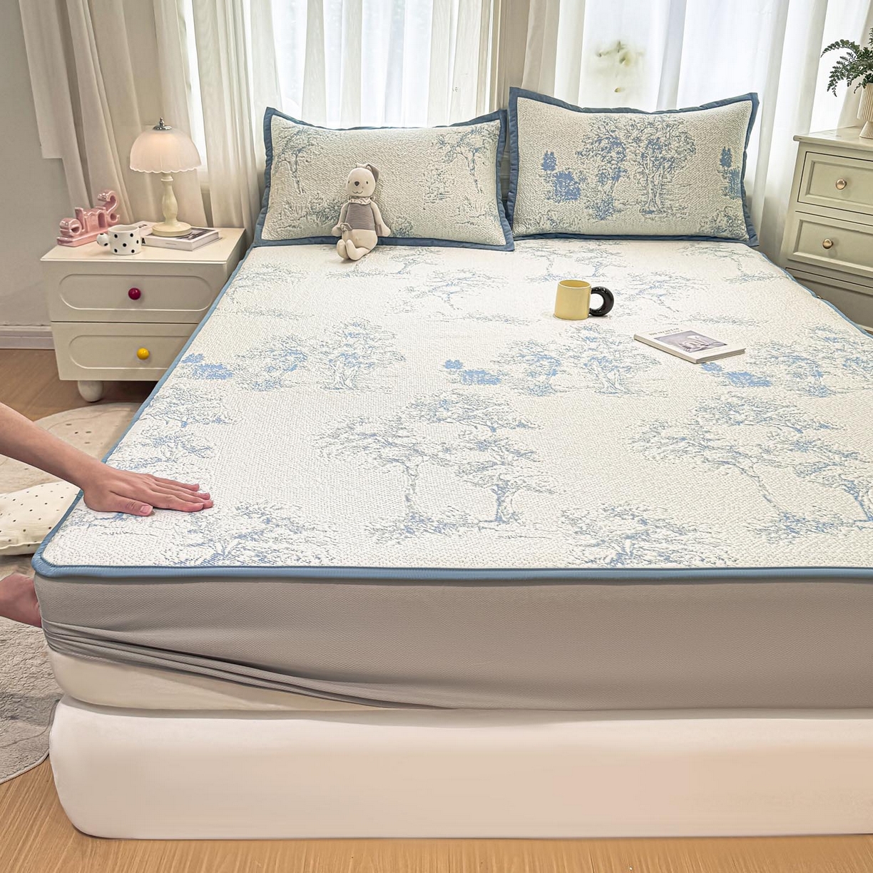 91家纺网 家纺一手货源 找家纺 帅露家纺 2026新款A类PE中分子提花软凉席席子 床笠款-迷雾森林