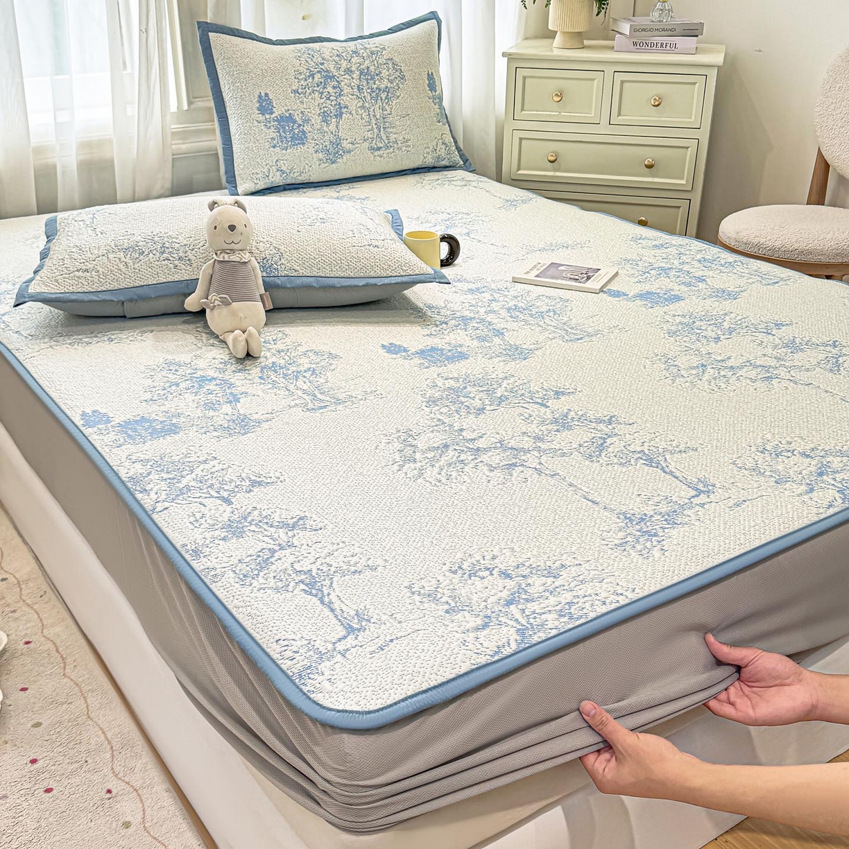 91家纺网 家纺一手货源 找家纺 帅露家纺 2026新款A类PE中分子提花软凉席席子 床笠款-迷雾森林