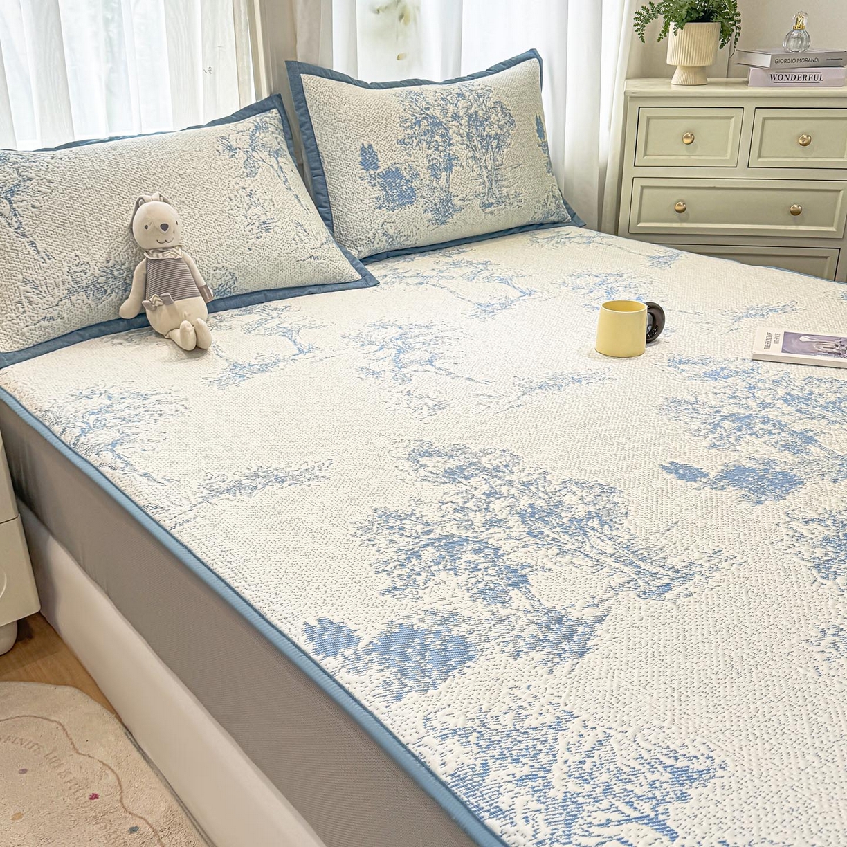 91家纺网 家纺一手货源 找家纺 帅露家纺 2026新款A类PE中分子提花软凉席席子 床笠款-迷雾森林