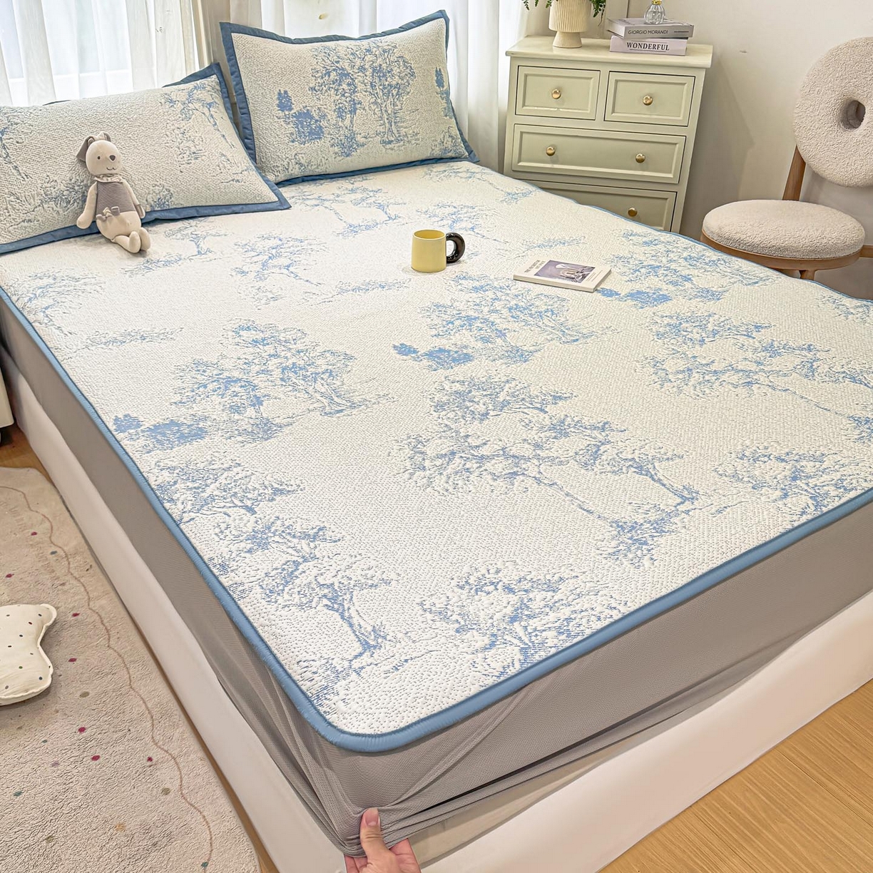 91家纺网 家纺一手货源 找家纺 帅露家纺 2026新款A类PE中分子提花软凉席席子 床笠款-迷雾森林