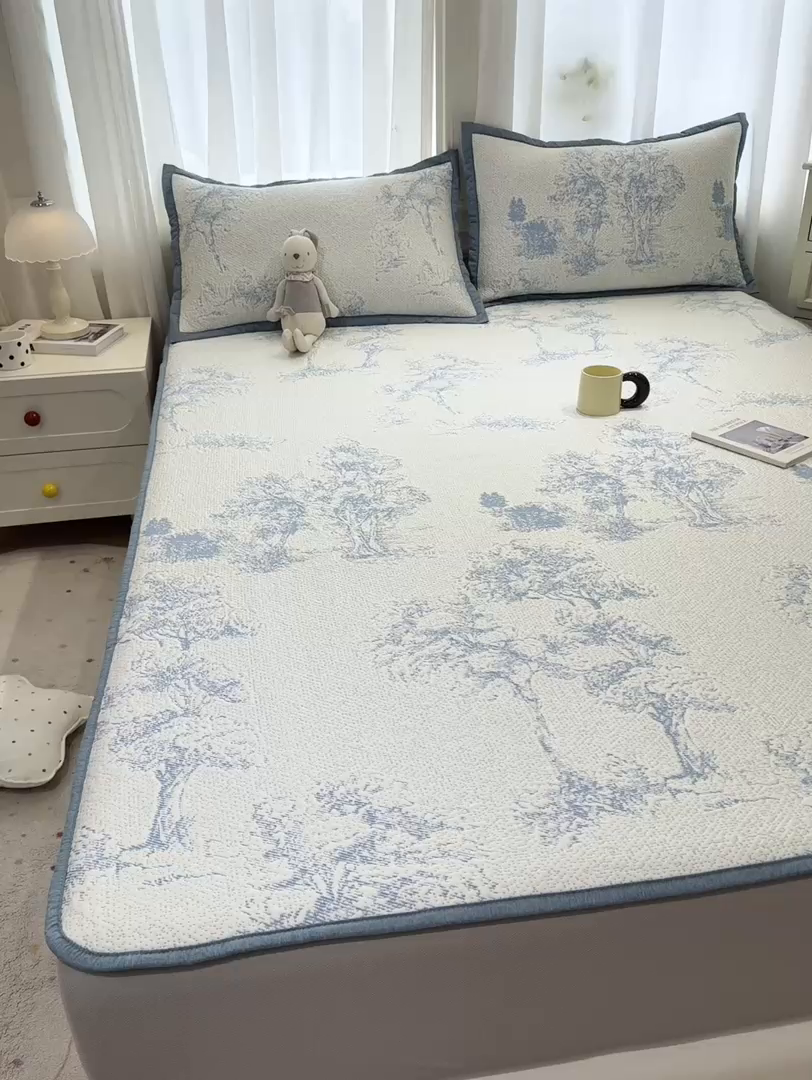 91家纺网 家纺一手货源 找家纺 帅露家纺 2026新款A类PE中分子提花软凉席席子 床笠款-迷雾森林