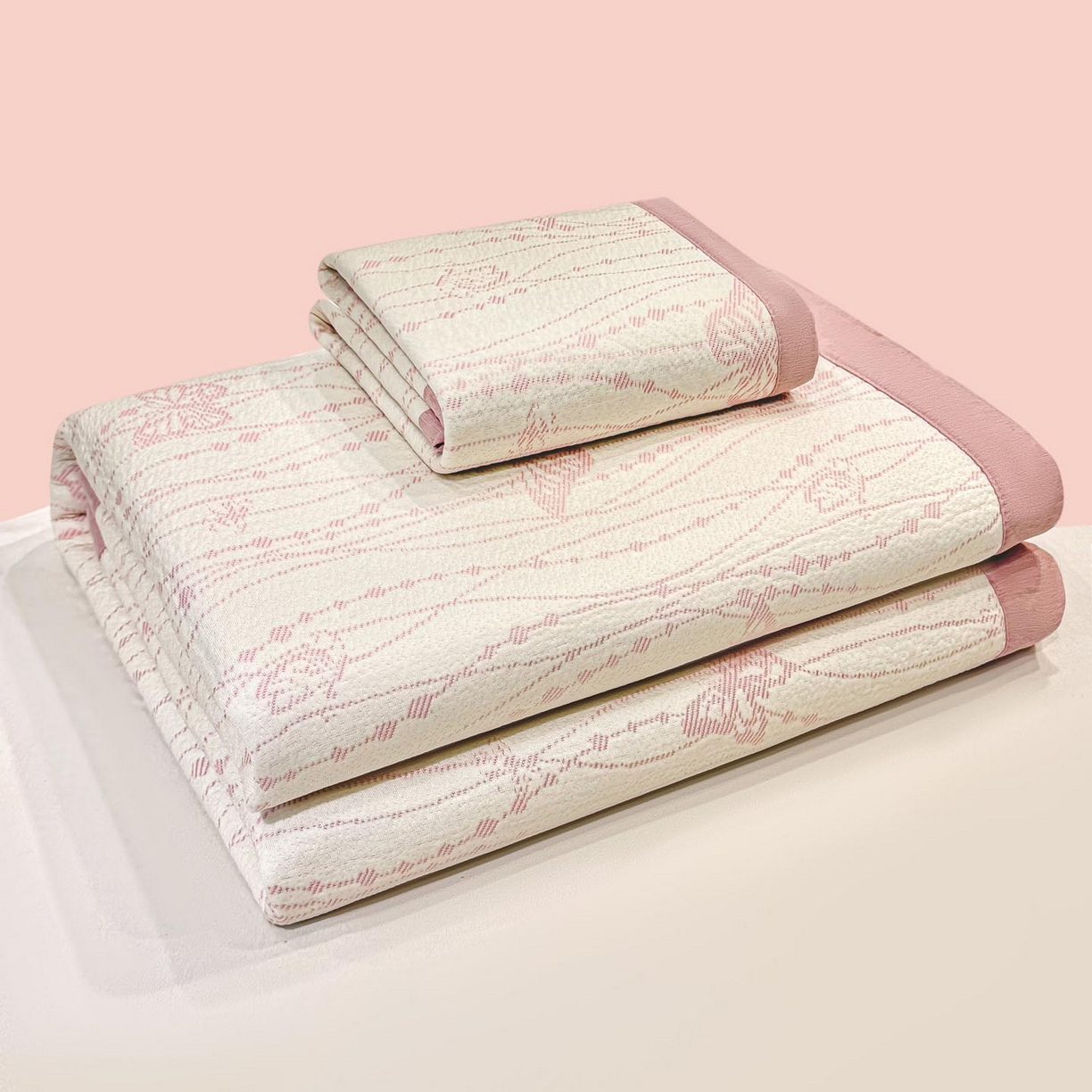 91家纺网 家纺一手货源 找家纺 帅露家纺 2026新款A类PE中分子提花软凉席席子 平铺款-蝶舞纷纷