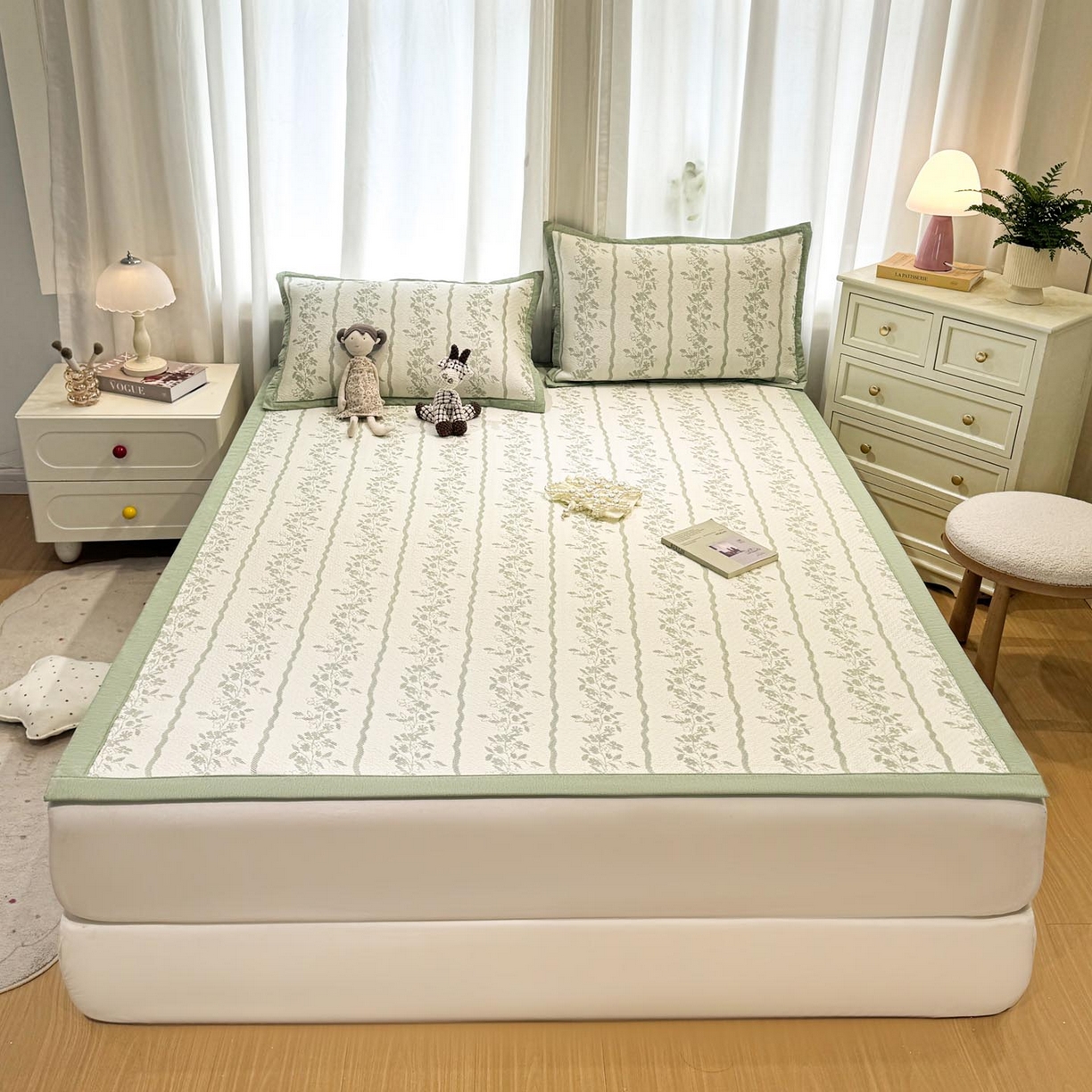 91家纺网 家纺一手货源 找家纺 帅露家纺 2026新款A类PE中分子提花软凉席席子 平铺款-浪漫花园绿