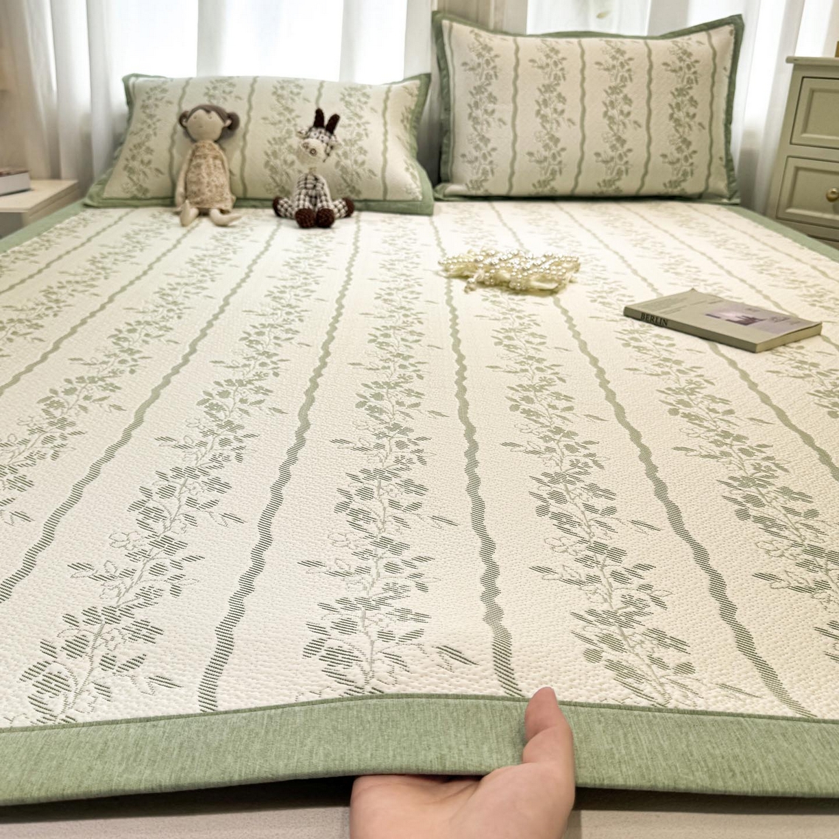 91家纺网 家纺一手货源 找家纺 帅露家纺 2026新款A类PE中分子提花软凉席席子 平铺款-浪漫花园绿