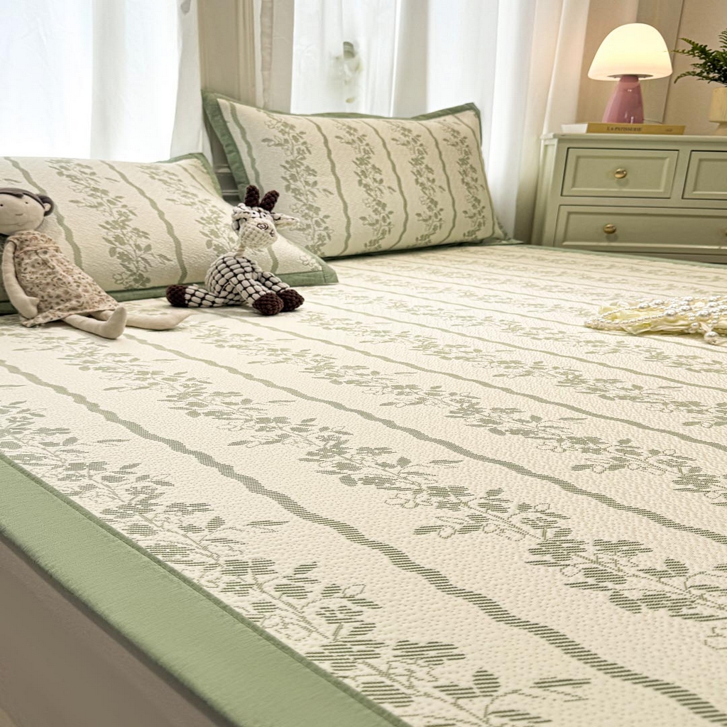 91家纺网 家纺一手货源 找家纺 帅露家纺 2026新款A类PE中分子提花软凉席席子 平铺款-浪漫花园绿