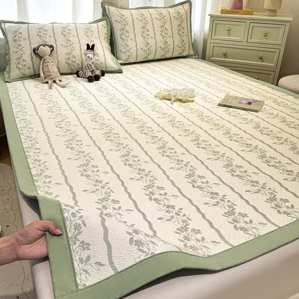 91家纺网 家纺一手货源 找家纺 帅露家纺 2026新款A类PE中分子提花软凉席席子 平铺款-浪漫花园绿