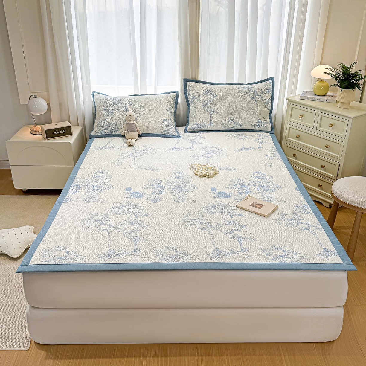 91家纺网 家纺一手货源 找家纺 帅露家纺 2026新款A类PE中分子提花软凉席席子 平铺款-迷雾森林