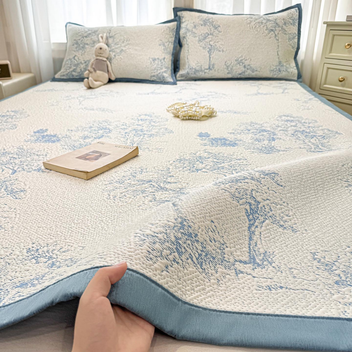 91家纺网 家纺一手货源 找家纺 帅露家纺 2026新款A类PE中分子提花软凉席席子 平铺款-迷雾森林