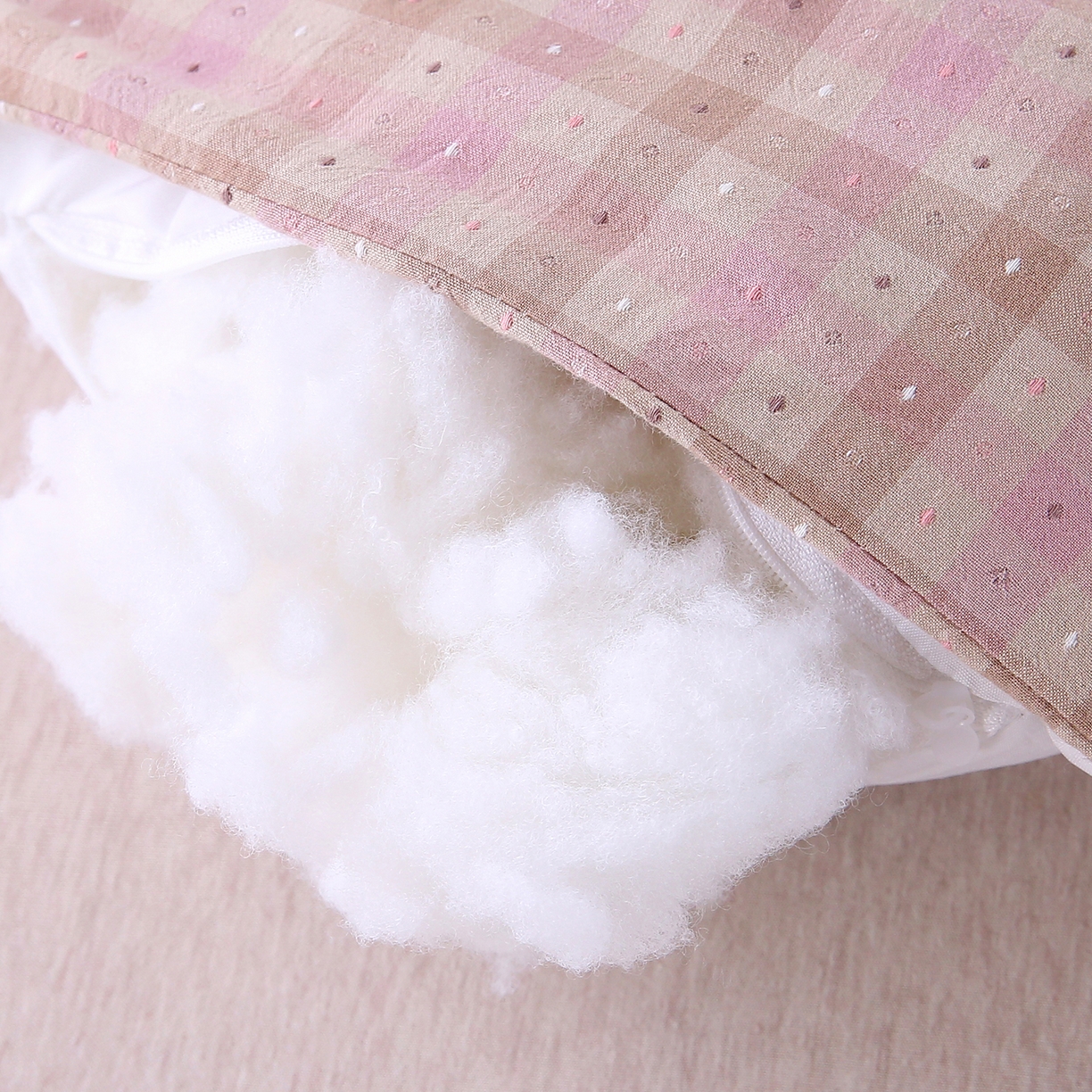 91家纺网 家纺一手货源 找家纺 珍贝家纺 2026新款全棉大脸兔枕套枕头枕芯枕套+枕芯儿童枕学生枕 大脸兔-粉灰格