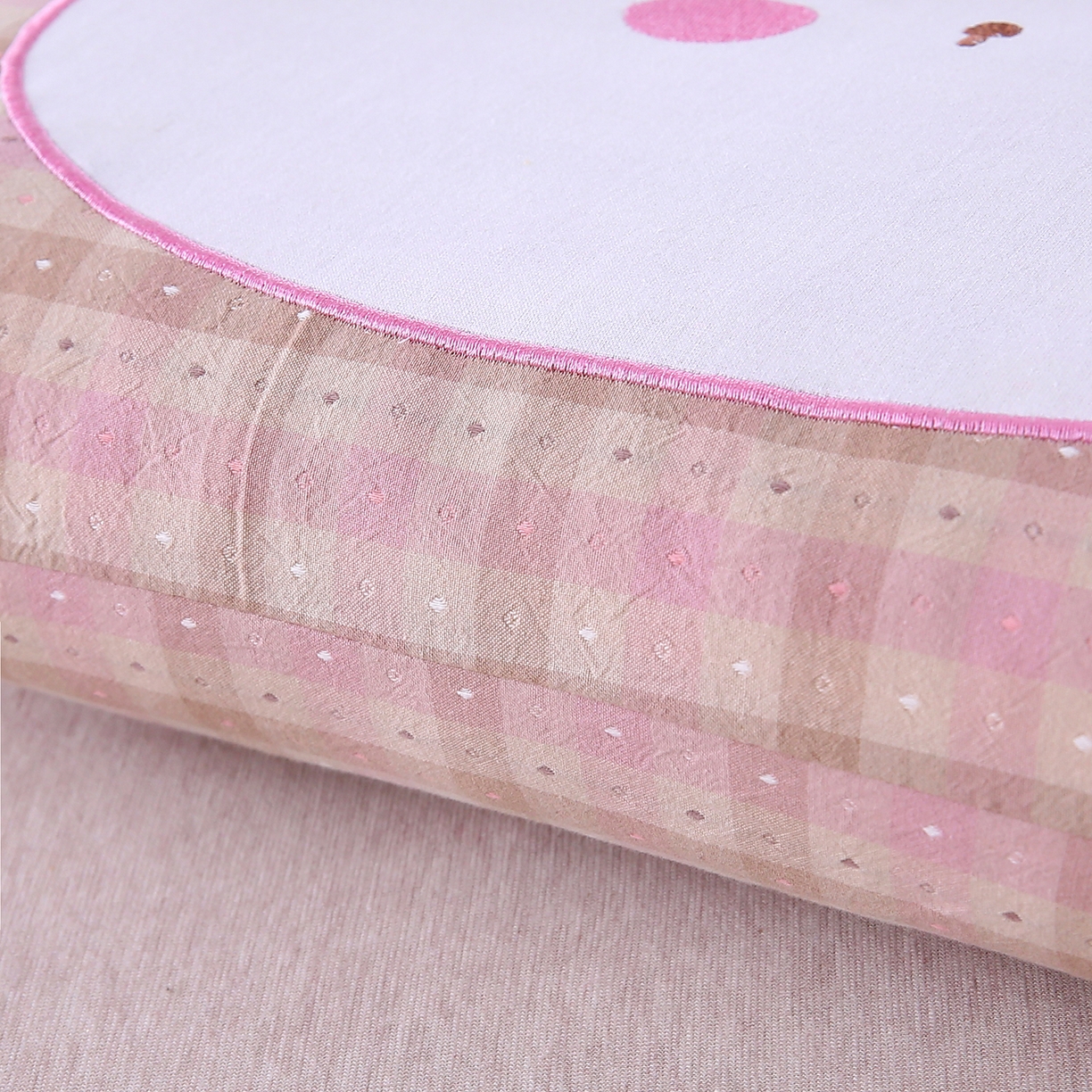 91家纺网 家纺一手货源 找家纺 珍贝家纺 2026新款全棉大脸兔枕套枕头枕芯枕套+枕芯儿童枕学生枕 大脸兔-粉灰格