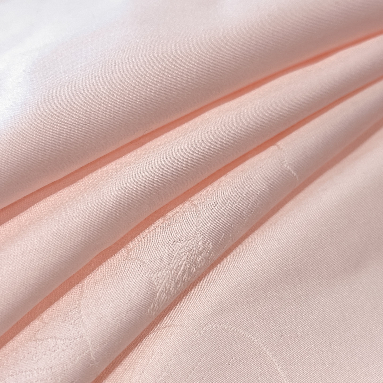 91家纺网 家纺一手货源 找家纺 新方向 2026年提花A类20%蚕丝天丝棉夏被四件套 花影-山茶粉