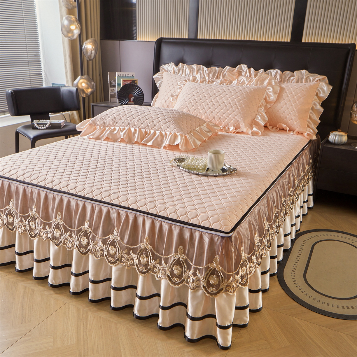 91家纺网 家纺一手货源 找家纺 好儿喜家纺 2026新款夏季夏被四件套乳胶床裙款-雅颂系列 雅颂-浅粉