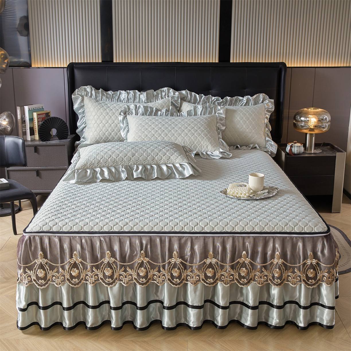 91家纺网 家纺一手货源 找家纺 好儿喜家纺 2026新款夏季高端乳胶凉席三件套可脱卸花边凉席-雅颂系列 雅颂-浅灰