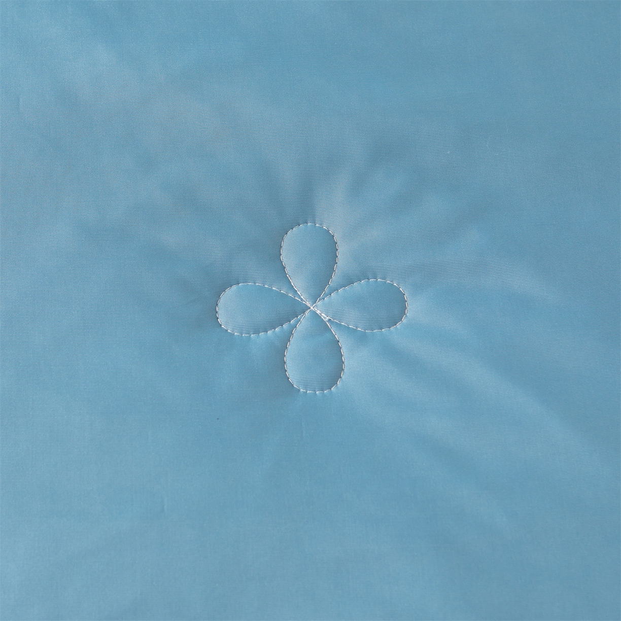 91家纺网 家纺一手货源 找家纺 好儿喜家纺 2026新款夏季高端乳胶凉席三件套可脱卸花边凉席-雅颂系列 雅颂-宾利蓝