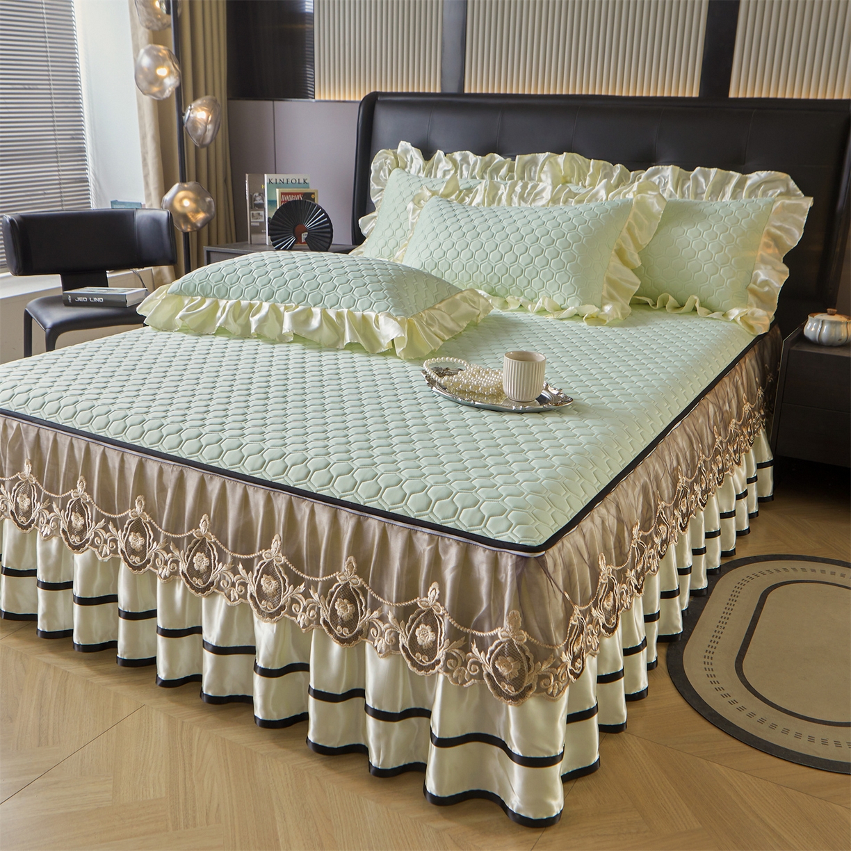 91家纺网 家纺一手货源 找家纺 好儿喜家纺 2026新款夏季高端乳胶凉席三件套可脱卸花边凉席-雅颂系列 雅颂-果绿