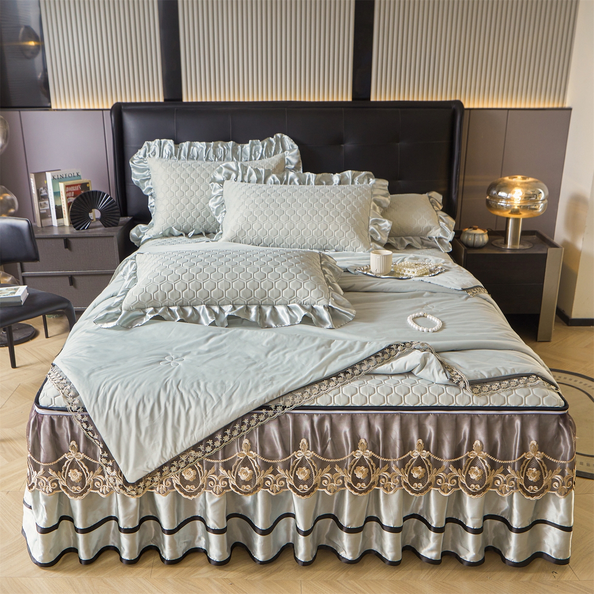 91家纺网 家纺一手货源 找家纺 好儿喜家纺 2026新款夏季高端乳胶凉席三件套可脱卸花边凉席-雅颂系列 雅颂-浅灰