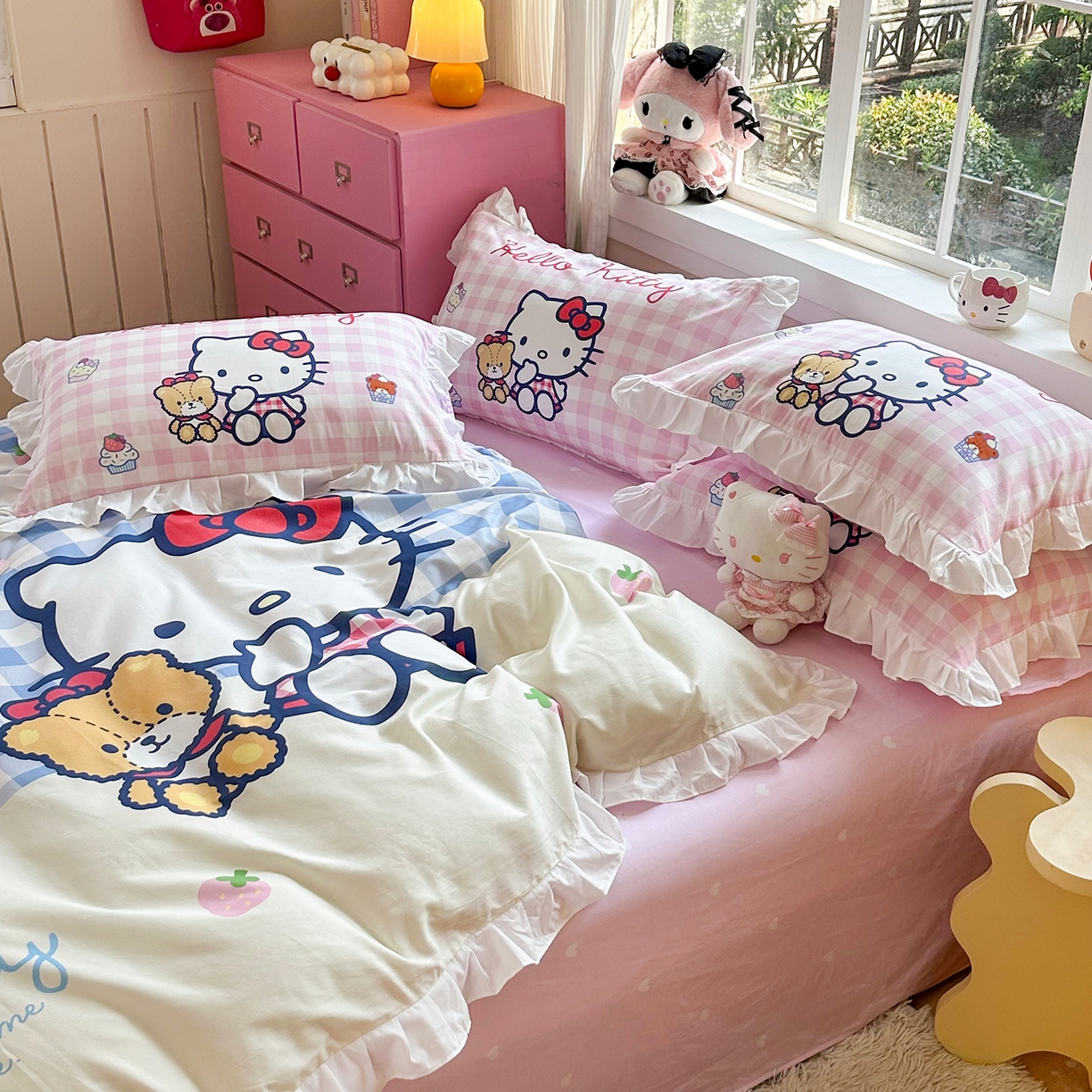 91家纺网 家纺一手货源 找家纺 （总）玉元坊 2026新款三丽鸥正版授权凯蒂猫床单床笠床裙全棉纯棉三四件套