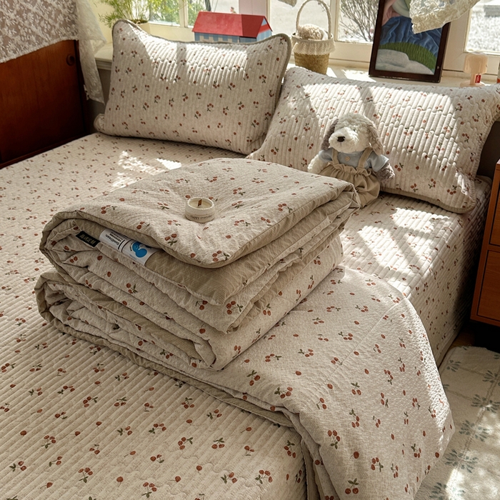 91家纺网 家纺一手货源 找家纺 （总）贝扬思家纺 2026春夏新款高品质A类泡芙纱床盖夏被夏凉被空调被四件套-青提系列