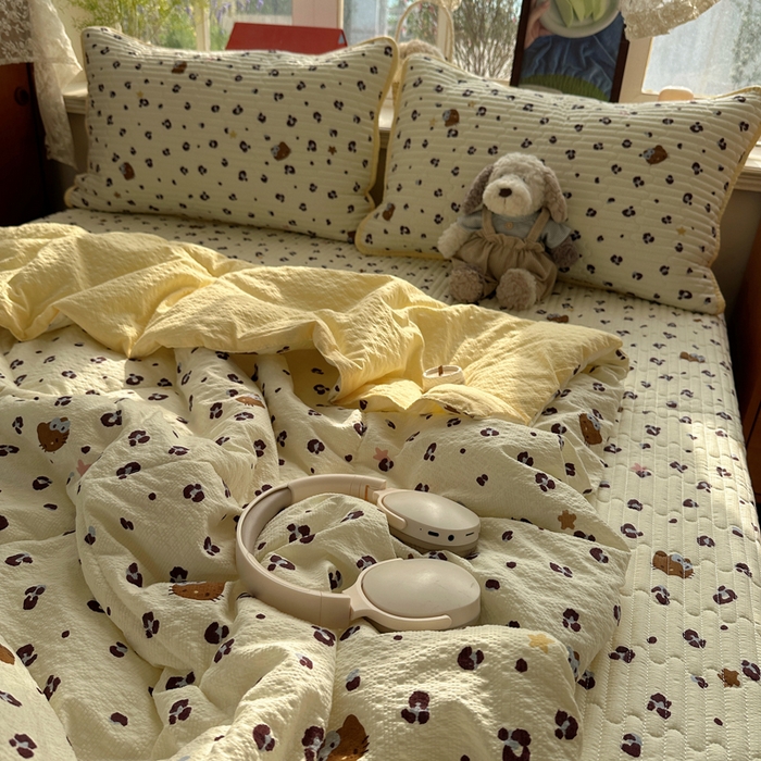 91家纺网 家纺一手货源 找家纺 贝扬思家纺 2026春夏新款高品质A类泡芙纱床盖夏被夏凉被空调被四件套-青提系列 青提-豹纹黄星