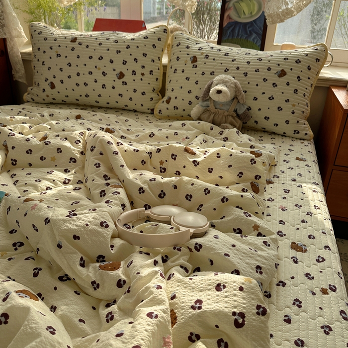 91家纺网 家纺一手货源 找家纺 贝扬思家纺 2026春夏新款高品质A类泡芙纱床盖夏被夏凉被空调被四件套-青提系列 青提-豹纹黄星