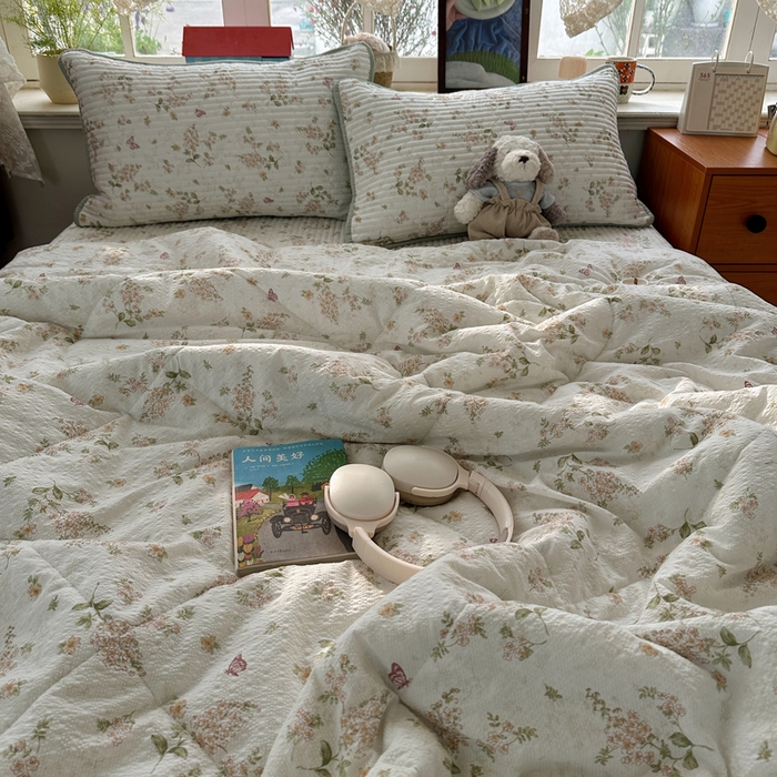 91家纺网 家纺一手货源 找家纺 贝扬思家纺 2026春夏新款高品质A类泡芙纱床盖夏被夏凉被空调被四件套-青提系列 青提-蝶栖黄花