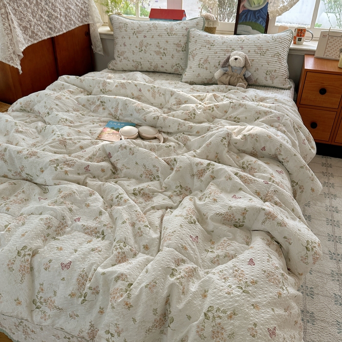 91家纺网 家纺一手货源 找家纺 贝扬思家纺 2026春夏新款高品质A类泡芙纱床盖夏被夏凉被空调被四件套-青提系列 青提-蝶栖黄花