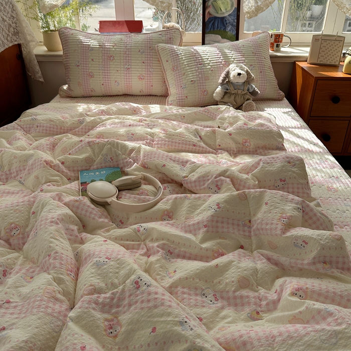 91家纺网 家纺一手货源 找家纺 贝扬思家纺 2026春夏新款高品质A类泡芙纱床盖夏被夏凉被空调被四件套-青提系列 青提-黄粉猫团