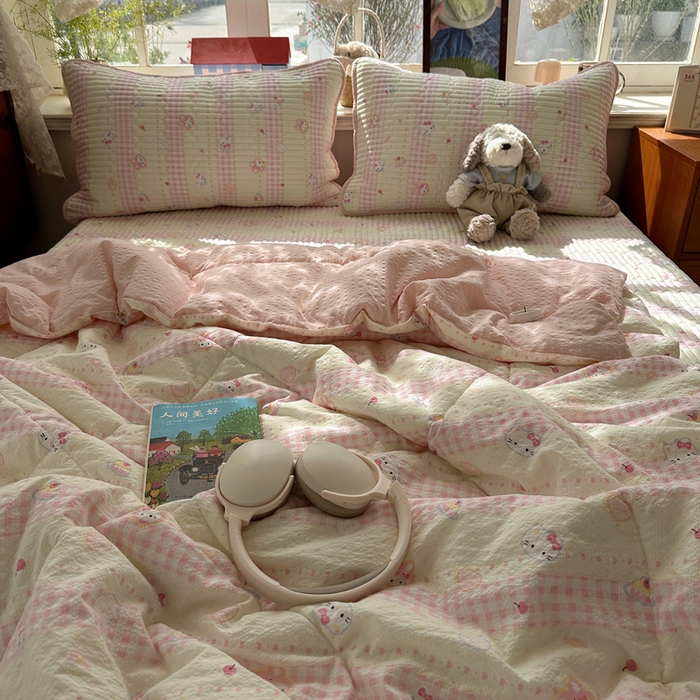 91家纺网 家纺一手货源 找家纺 贝扬思家纺 2026春夏新款高品质A类泡芙纱床盖夏被夏凉被空调被四件套-青提系列 青提-黄粉猫团