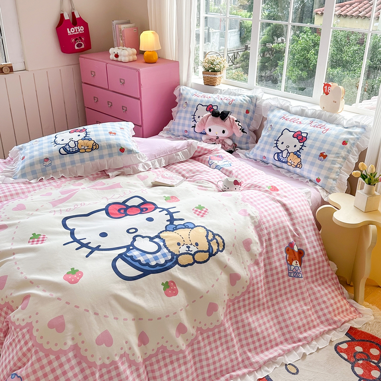 91家纺网 家纺一手货源 找家纺 玉元坊 2026新款三丽鸥正版授权凯蒂猫床单床笠床裙全棉纯棉三四件套 奶油凯蒂猫-白花边