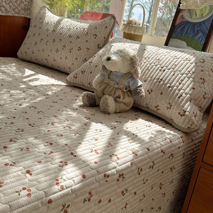 91家纺网 家纺一手货源 找家纺 贝扬思家纺 2026春夏新款高品质A类泡芙纱床盖夏被夏凉被空调被四件套-青提系列 青提-酒渍樱桃