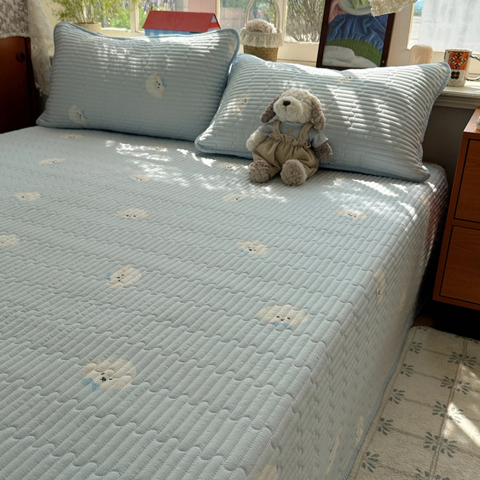 91家纺网 家纺一手货源 找家纺 贝扬思家纺 2026春夏新款高品质A类泡芙纱床盖夏被夏凉被空调被四件套-青提系列 青提-蓝领结狗