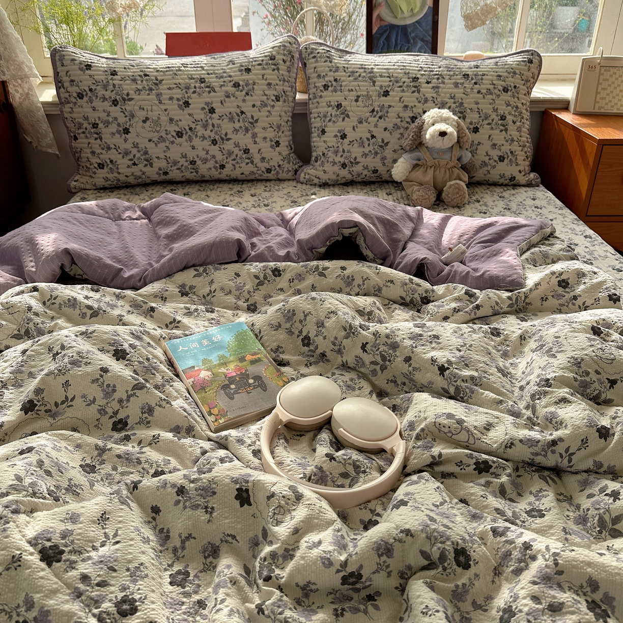 91家纺网 家纺一手货源 找家纺 贝扬思家纺 2026春夏新款高品质A类泡芙纱床盖夏被夏凉被空调被四件套-青提系列 青提-秘境小紫猫