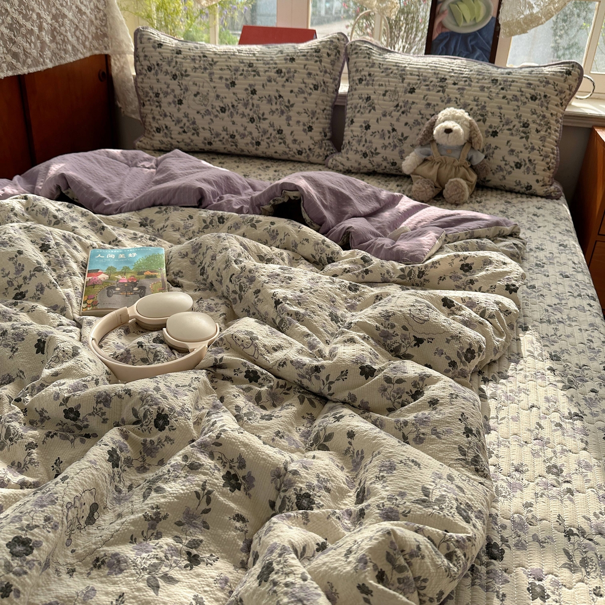 91家纺网 家纺一手货源 找家纺 贝扬思家纺 2026春夏新款高品质A类泡芙纱床盖夏被夏凉被空调被四件套-青提系列 青提-秘境小紫猫