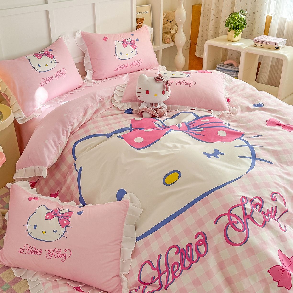 91家纺网 家纺一手货源 找家纺 玉元坊 2026新款三丽鸥正版授权凯蒂猫床单床笠床裙全棉纯棉三四件套 大版花边-俏皮凯蒂