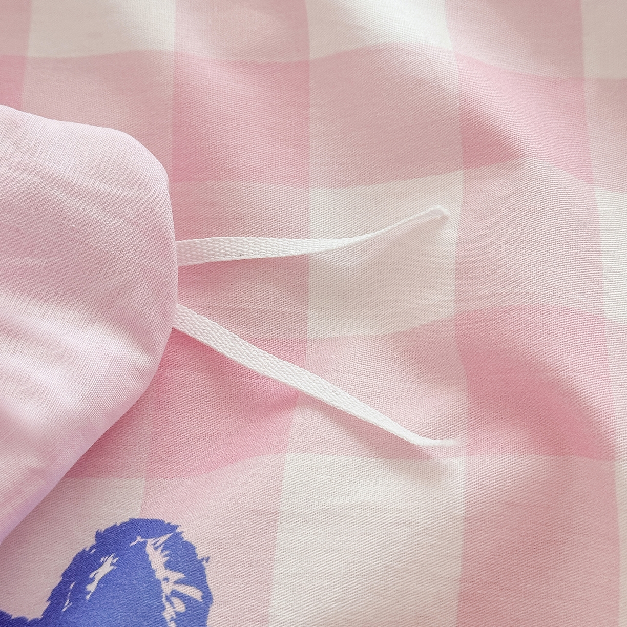 91家纺网 家纺一手货源 找家纺 玉元坊 2026新款三丽鸥正版授权凯蒂猫床单床笠床裙全棉纯棉三四件套 大版花边-俏皮凯蒂