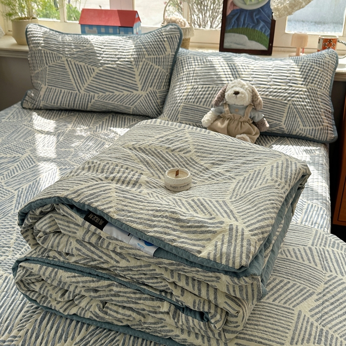 91家纺网 家纺一手货源 找家纺 贝扬思家纺 2026春夏新款高品质A类泡芙纱床盖夏被夏凉被空调被四件套-青提系列 青提-浅川纹