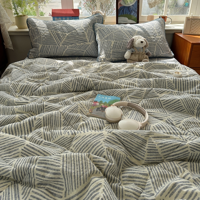 91家纺网 家纺一手货源 找家纺 贝扬思家纺 2026春夏新款高品质A类泡芙纱床盖夏被夏凉被空调被四件套-青提系列 青提-浅川纹