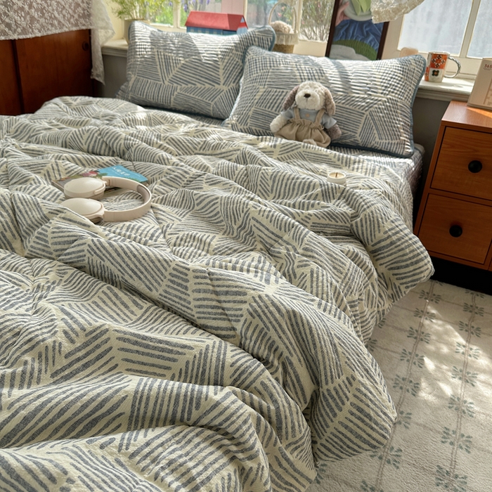 91家纺网 家纺一手货源 找家纺 贝扬思家纺 2026春夏新款高品质A类泡芙纱床盖夏被夏凉被空调被四件套-青提系列 青提-浅川纹