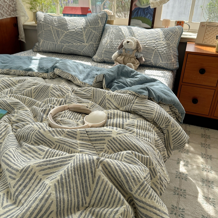 91家纺网 家纺一手货源 找家纺 贝扬思家纺 2026春夏新款高品质A类泡芙纱床盖夏被夏凉被空调被四件套-青提系列 青提-浅川纹