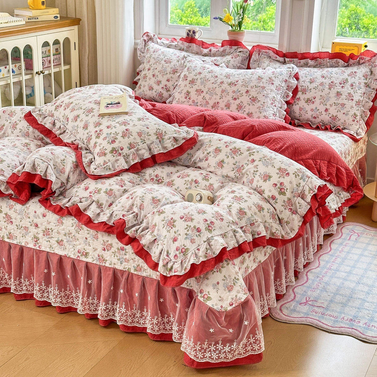 91家纺网 家纺一手货源 找家纺 雅眠居 2026直播爆款泡芙双层纱蕾丝花边被套款床盖款四件套 甜果